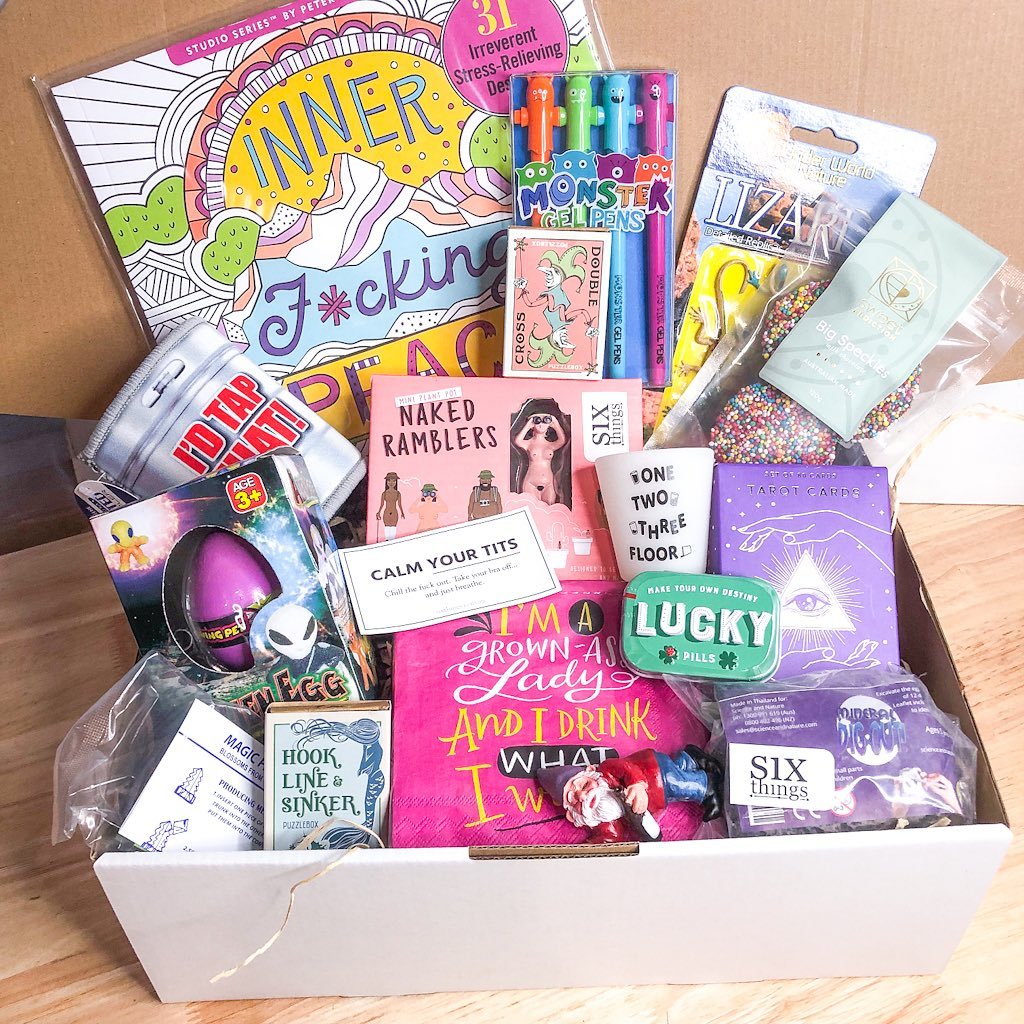 SECRET SANTA / MYSTERY BOX - Christmas mystery gift box