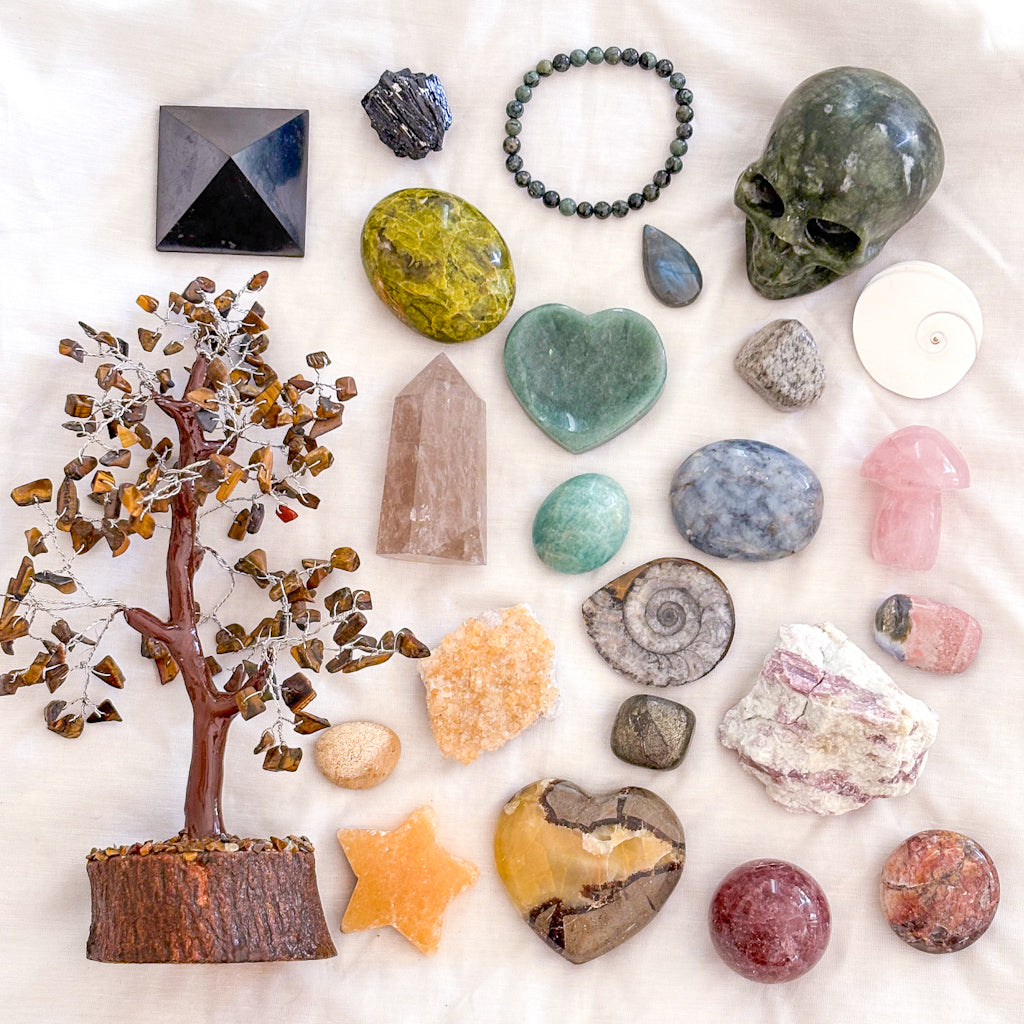 DELUXE MYSTERY BOX - Good vibes & Crystals gift box