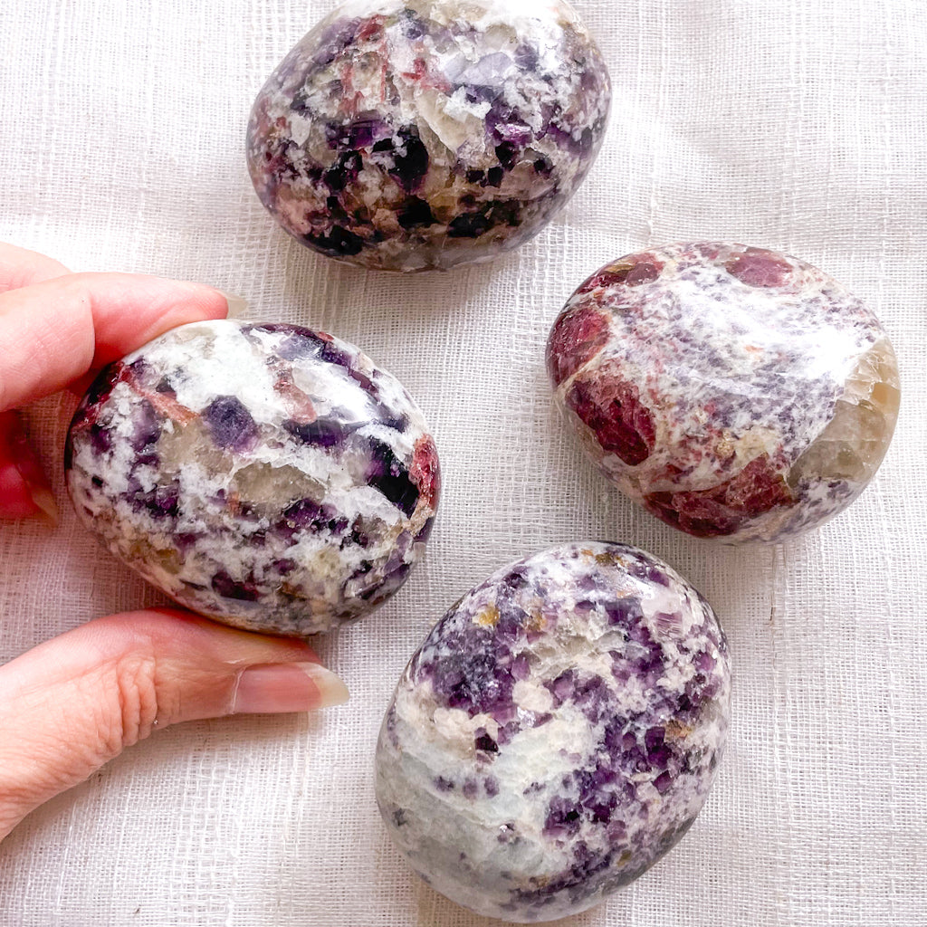 Unicorn stone / pegmatite crystal palmstone - openness