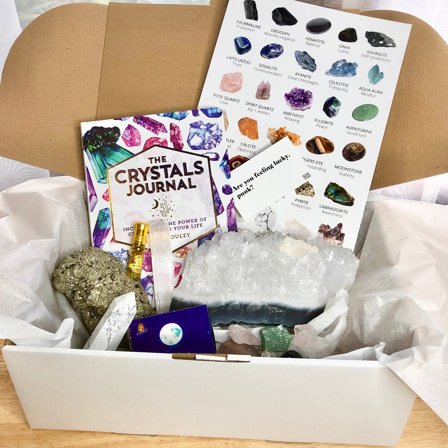 MYSTERY BOX - Good vibes & Crystals gift box