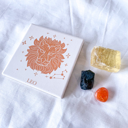 Leo Zodiac star sign crystal set