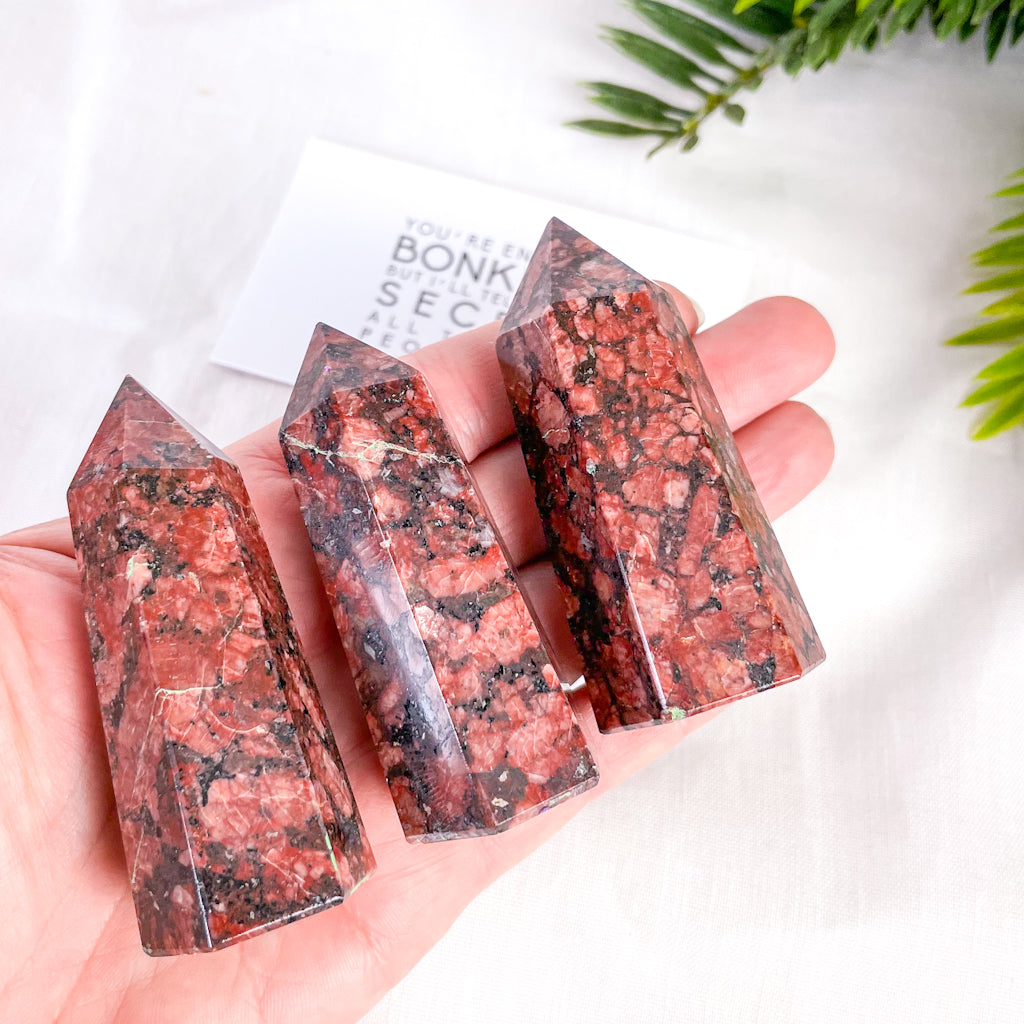 Flower alkali feldspar syenite crystal tower