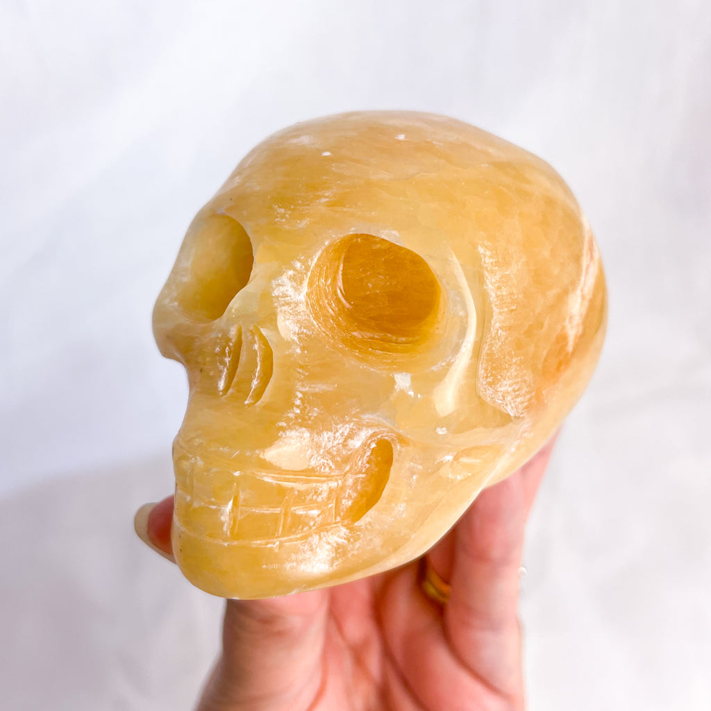 Crystal hand carved skull statue Large