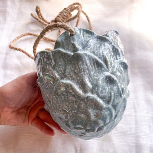 Cabbage leaf hanging pot planter