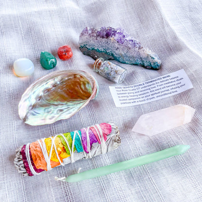 MYSTERY BOX - Good vibes & Crystals gift box