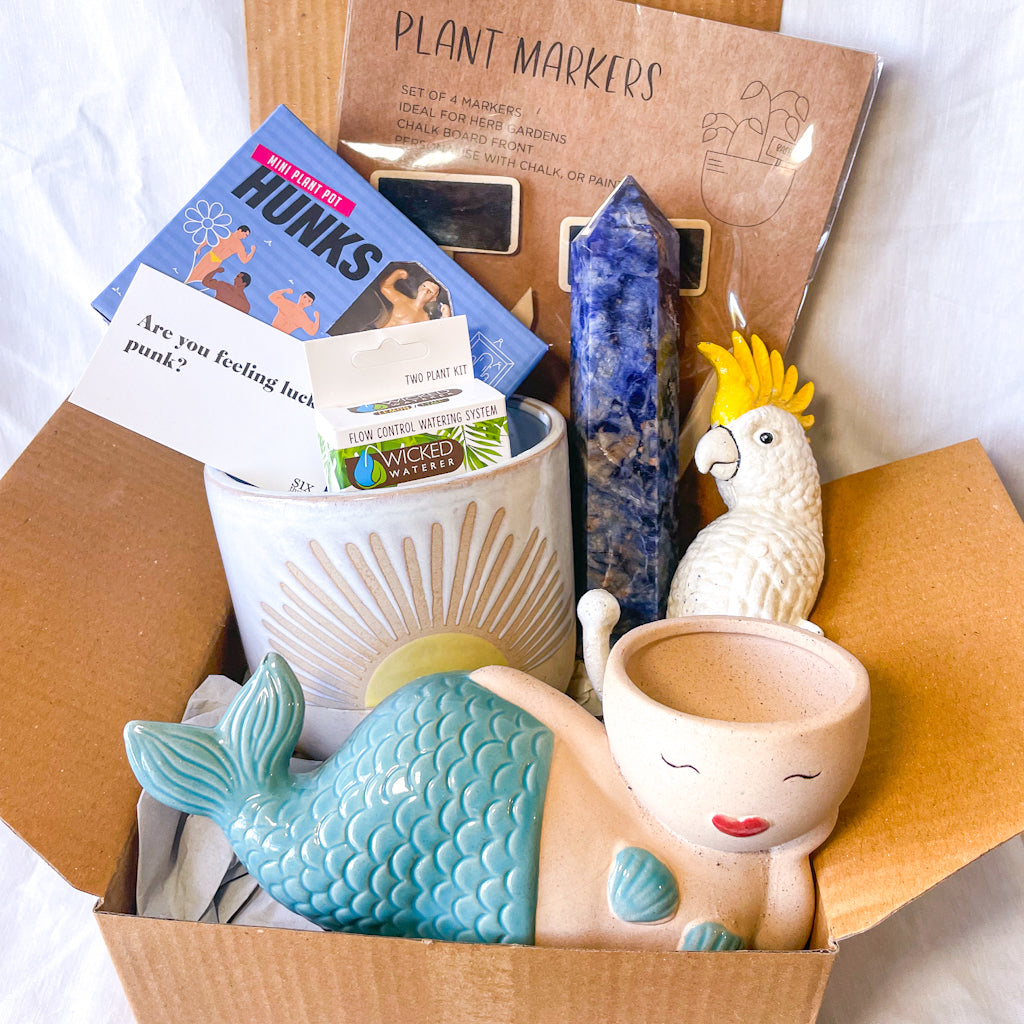 MYSTERY BOX - Spoil her gift box for women