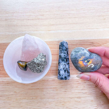Crystal box - patience & healing / motherhood crystal pack - 6 crystal set
