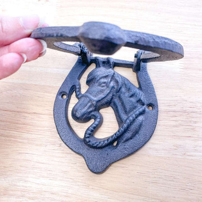 Cast iron Horse shoe door knocker wall hanging