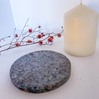 Crystal UV reactive Yooperlite polished plate coaster