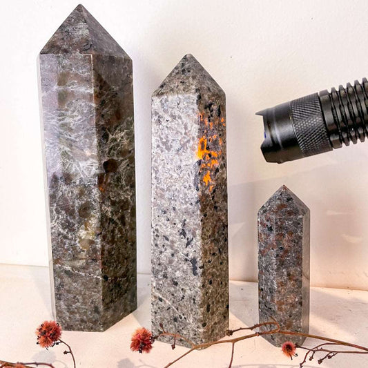Crystal UV reactive Yooperlite polished point tower