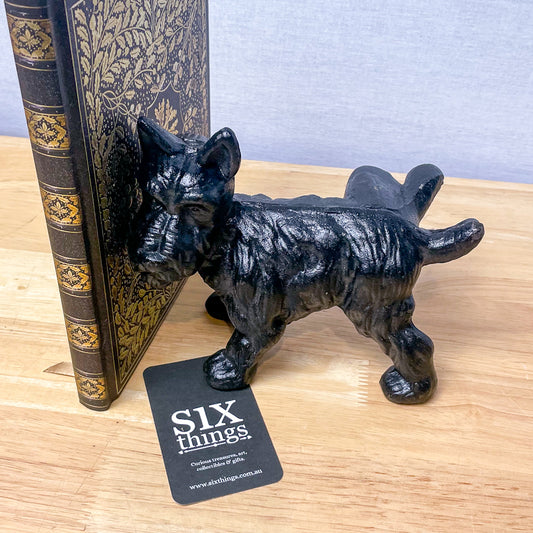 Naughty peeing puppy dog cast iron vintage door stop / bookend
