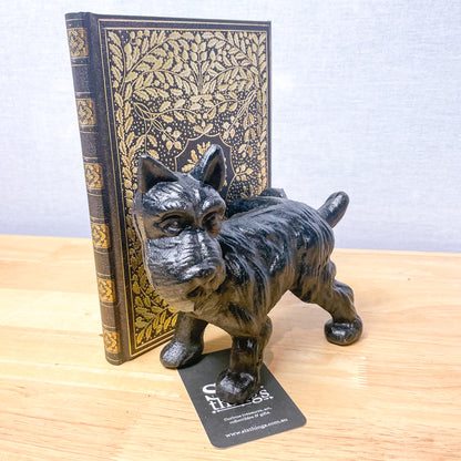 Naughty peeing puppy dog cast iron vintage door stop / bookend