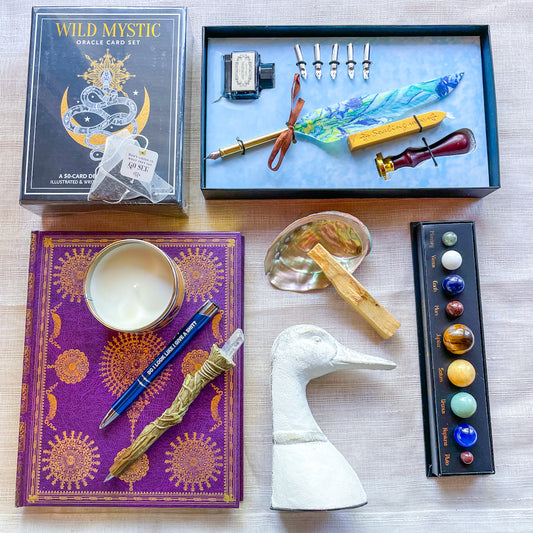MYSTERY BOX - Stationery addict / office gift box