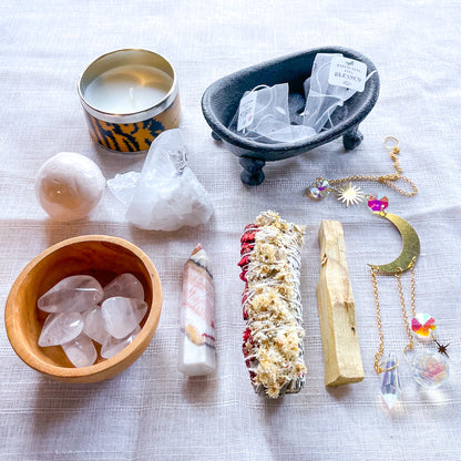 SUBSCRIPTION MYSTERY BOX - Good vibes & crystals gift box
