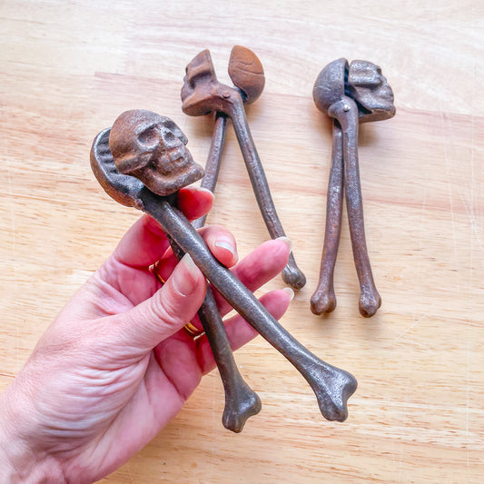Skull skeleton nut cracker rusty vintage