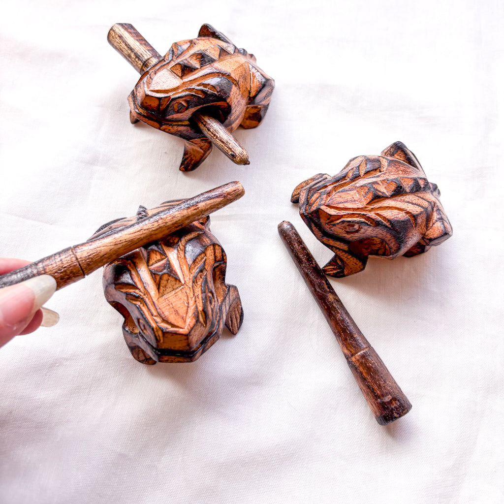 Musical frog statue