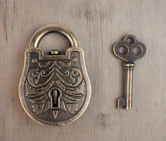 Grecian Theodorus brain teaser puzzle padlock and key