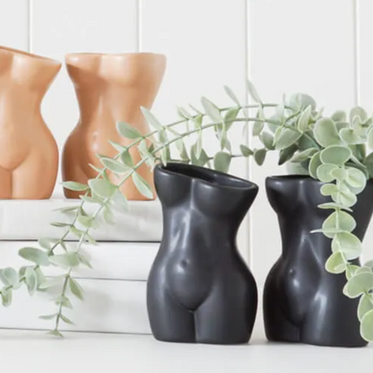 Nude goddess vase - tan or black