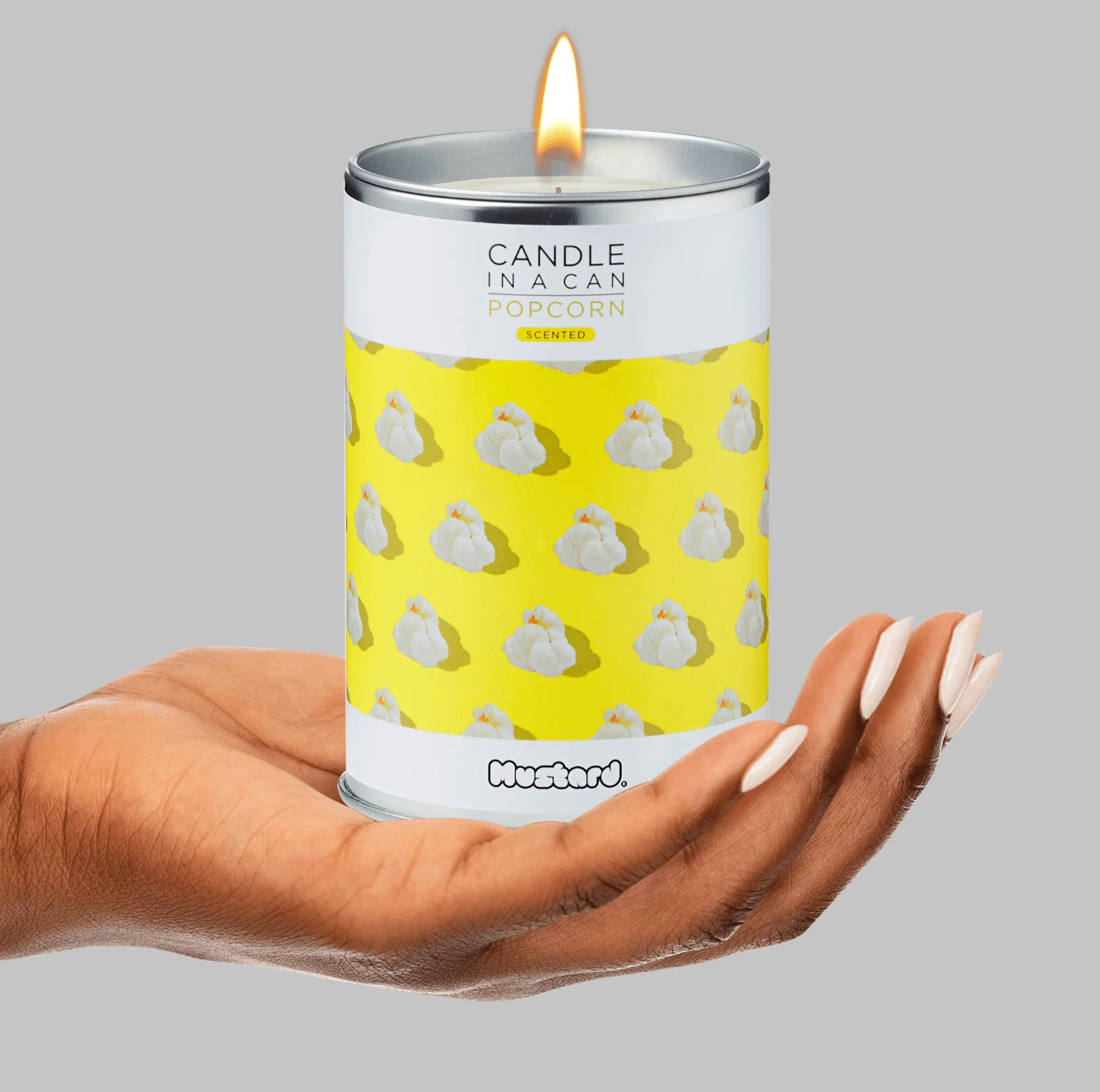 Yummy candle in a tin can