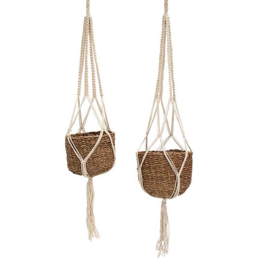 Macrame hanging basket
