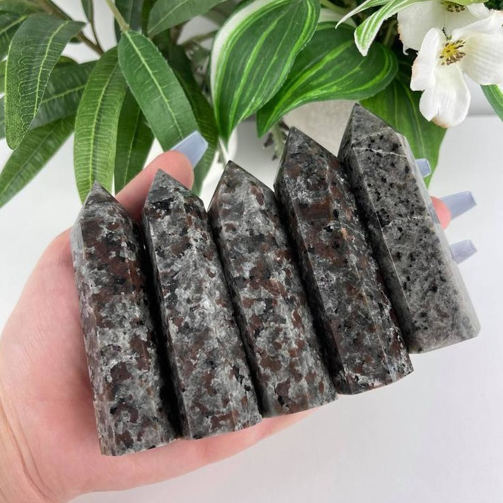 Crystal UV reactive Yooperlite polished point tower