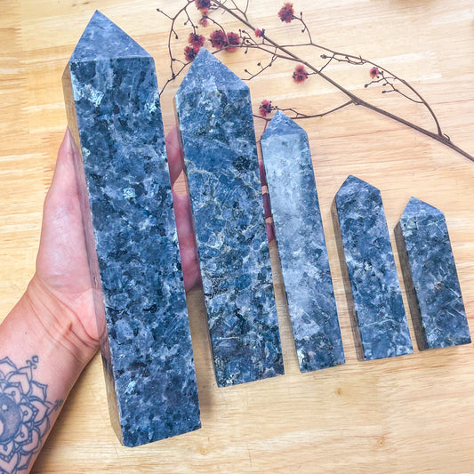 Larvikite / black labradorite crystal large tower generator
