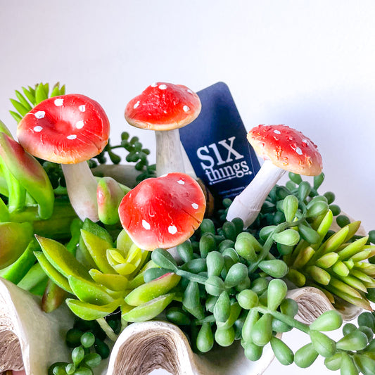 Magic toadstool mushroom pot decor