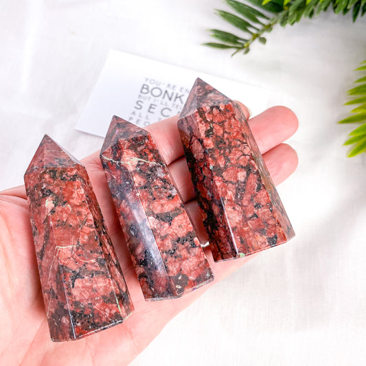 Flower alkali feldspar syenite crystal tower