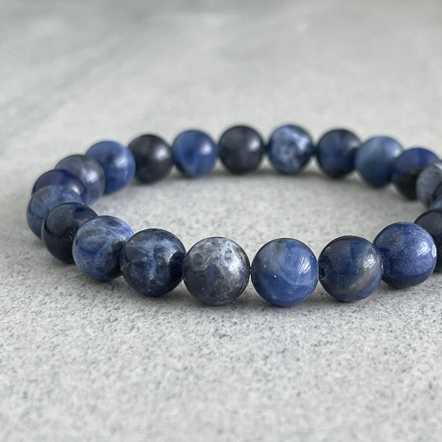 Unisex Sodalite crystal bead / crystal bracelet