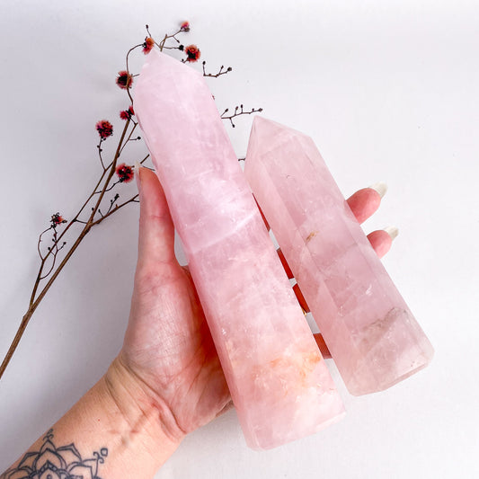Crystal rose quartz point tower M - XL