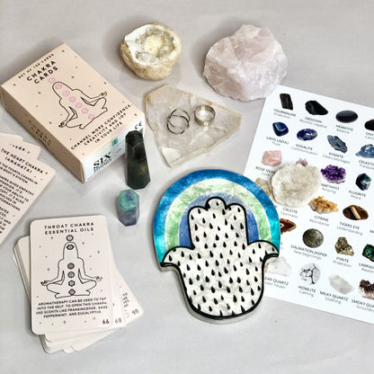 SUBSCRIPTION MYSTERY BOX - Good vibes & crystals gift box